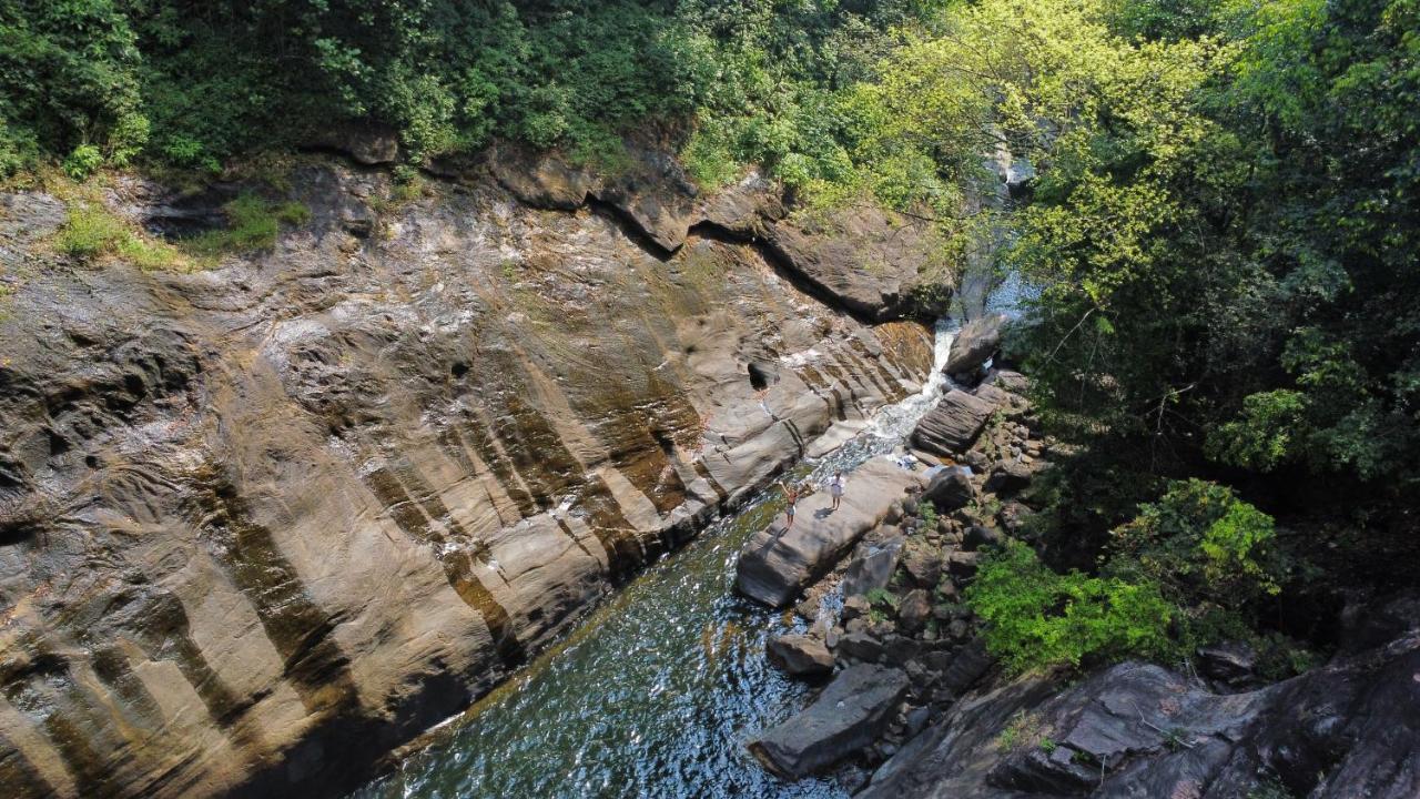 Moksha At Kitulgala - Rainforest Boutique Hotel المظهر الخارجي الصورة